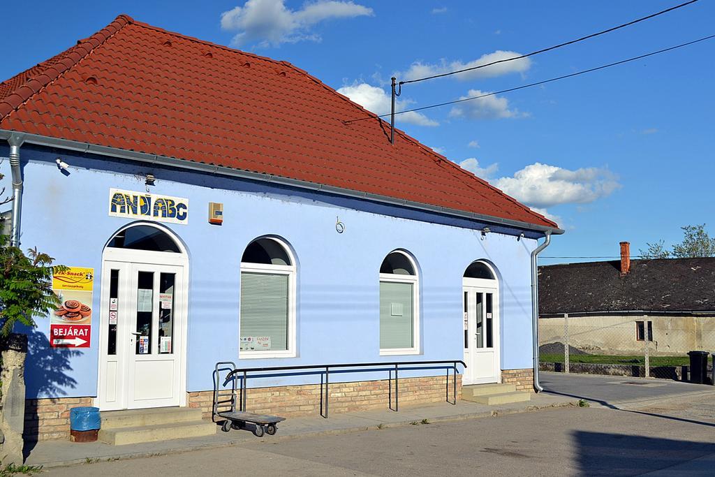 Ferenc Wellnes Apartment Csajág Exterior foto